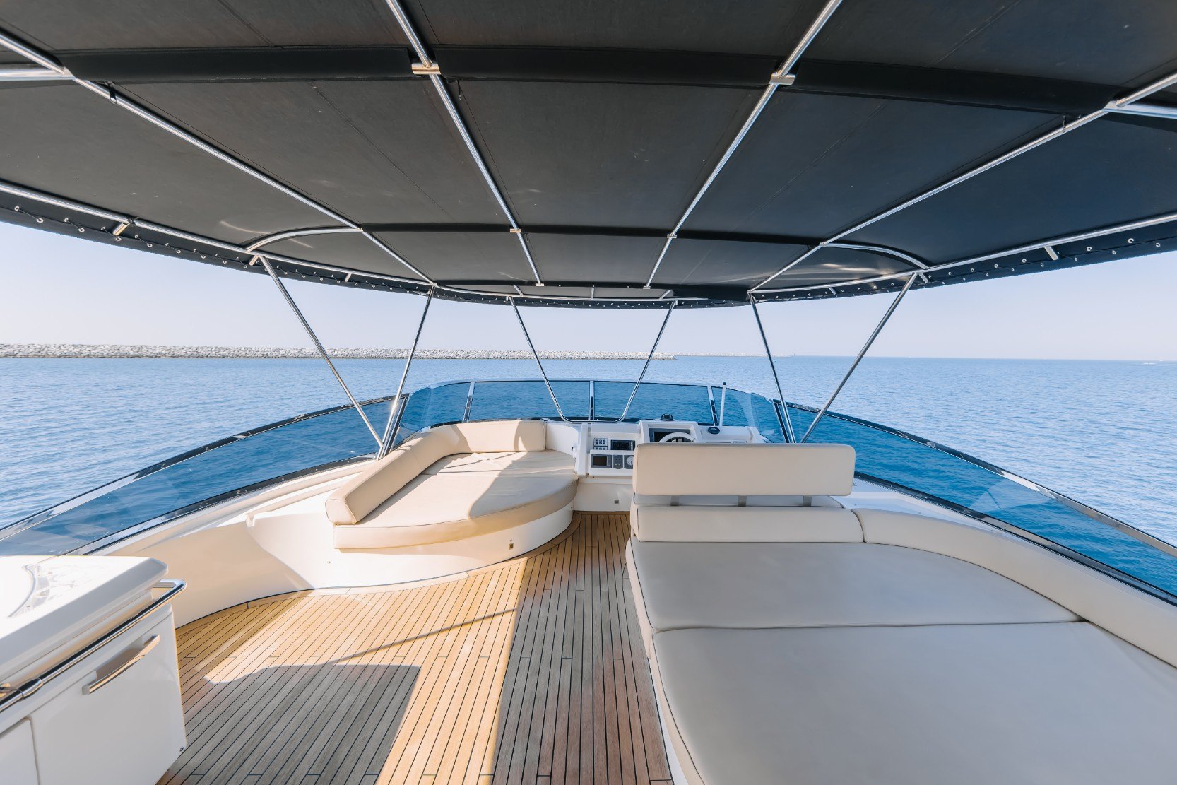 View 13: Azimut Viktoria