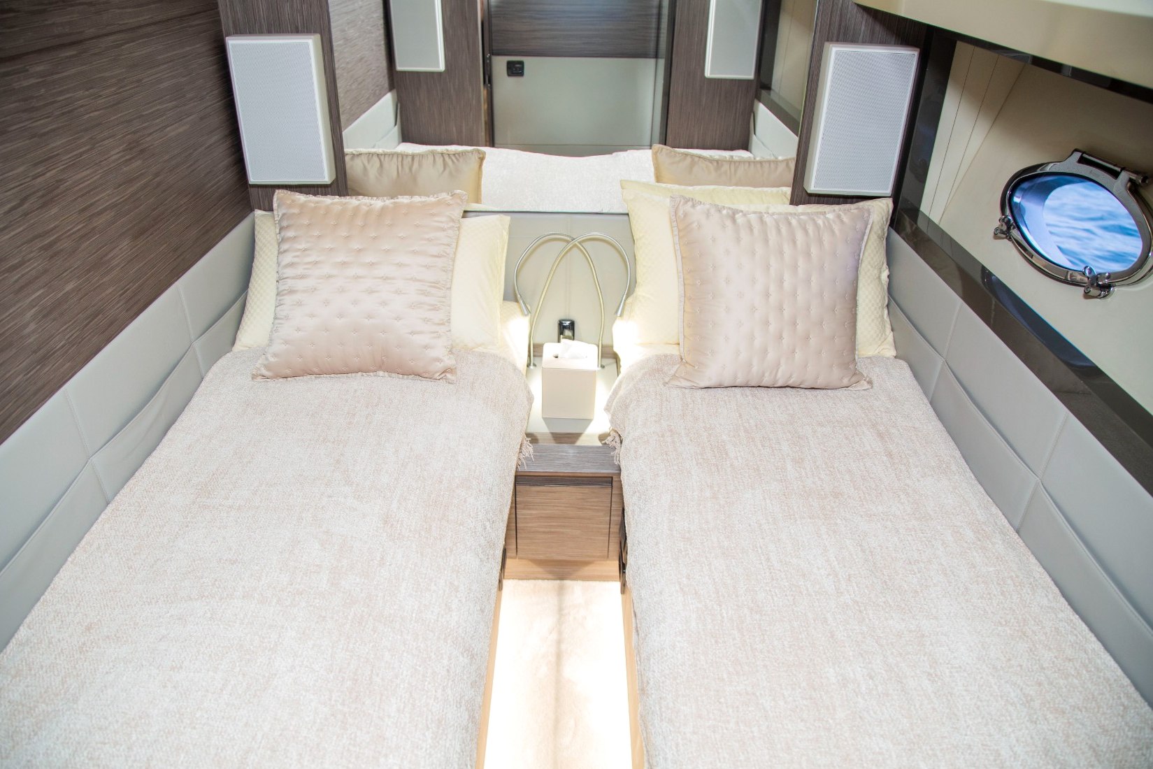 View 15: Pershing