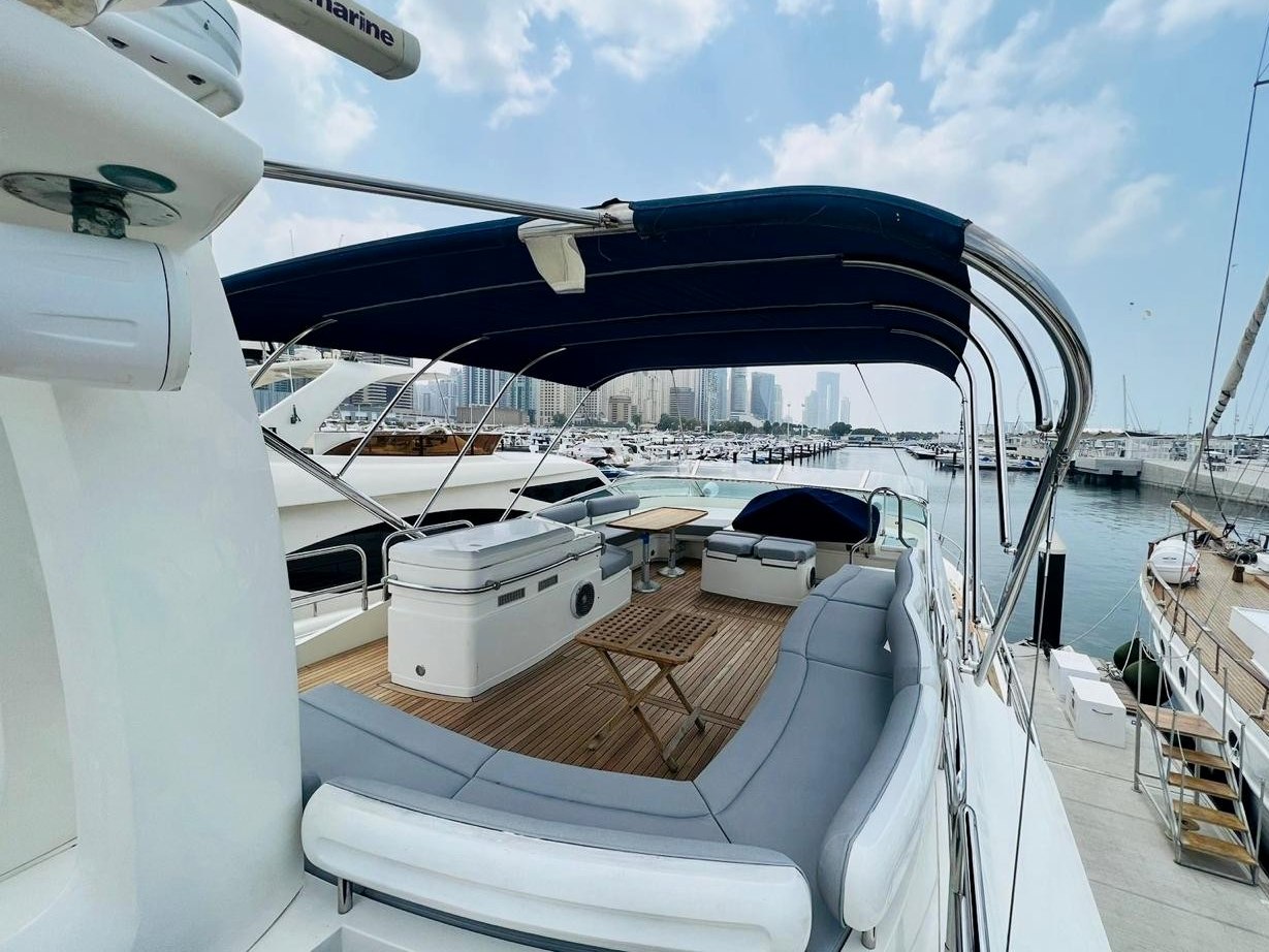 View 2: Fairline Liberty