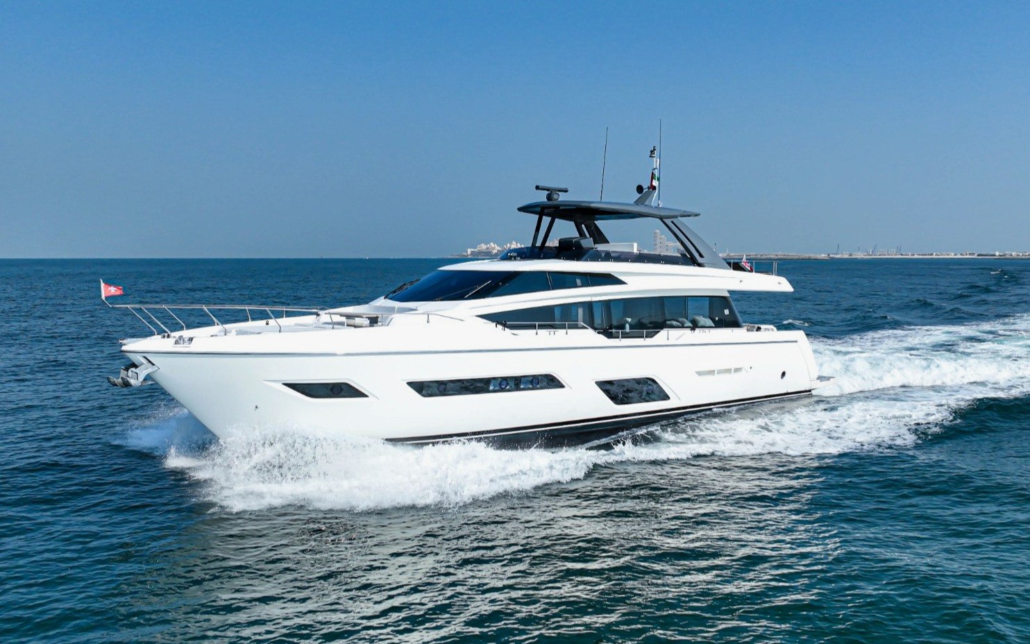 Ferretti, 78 ft