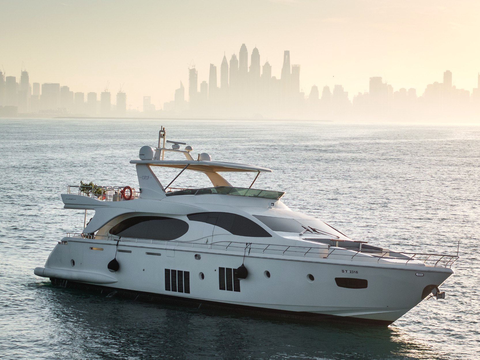 View 10: Azimut Satisfaction