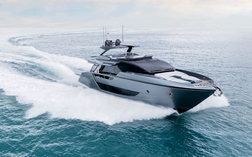 Riva Diva, 82 ft