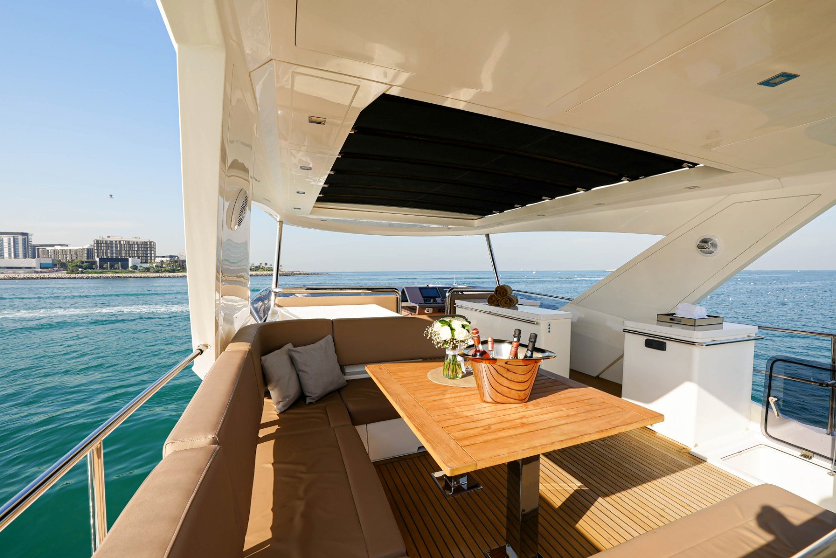 View 3: Galeon