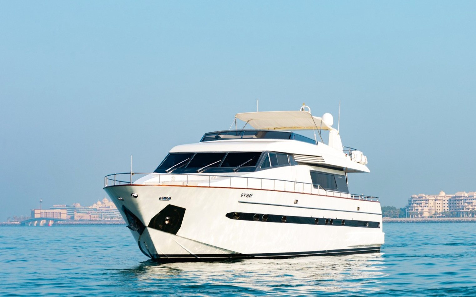 San Lorenzo, 82 ft