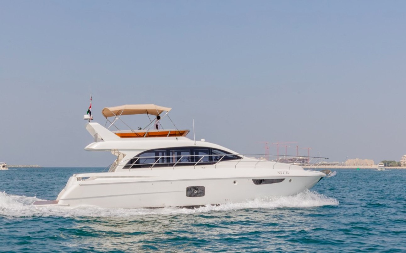 Sky Walker Kio, 52 ft