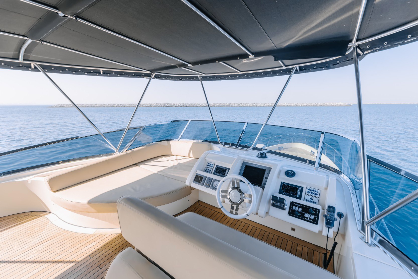 View 5: Azimut Viktoria