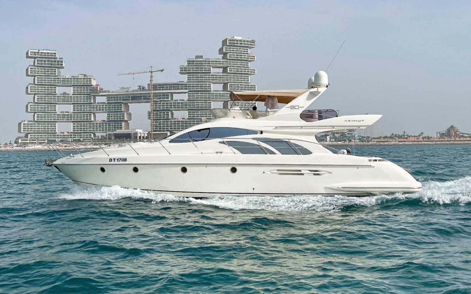 Azimut Grand Crew, 50 ft