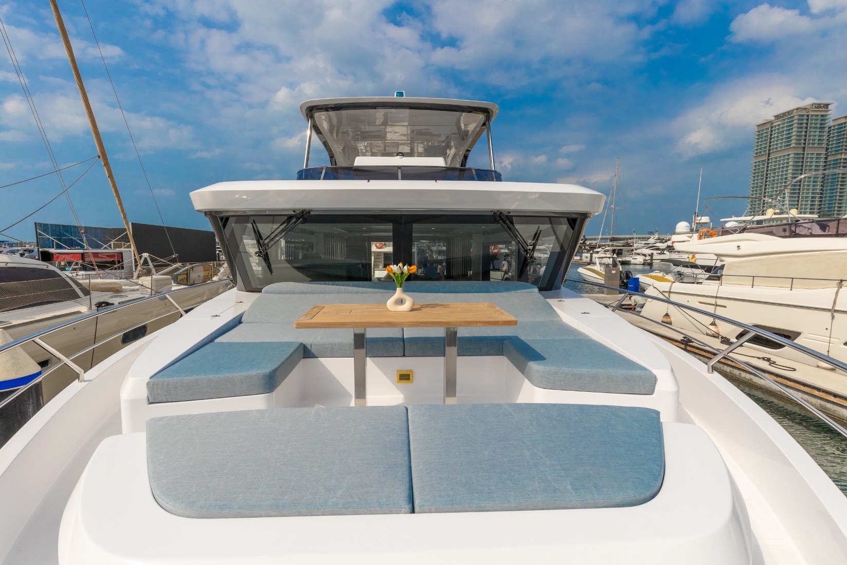 View 5: Sky Walker Amie X63 Sport